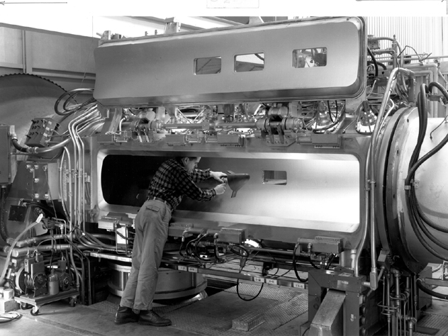 Space History Photo: M-1 Model in Hypersonic Tunnel